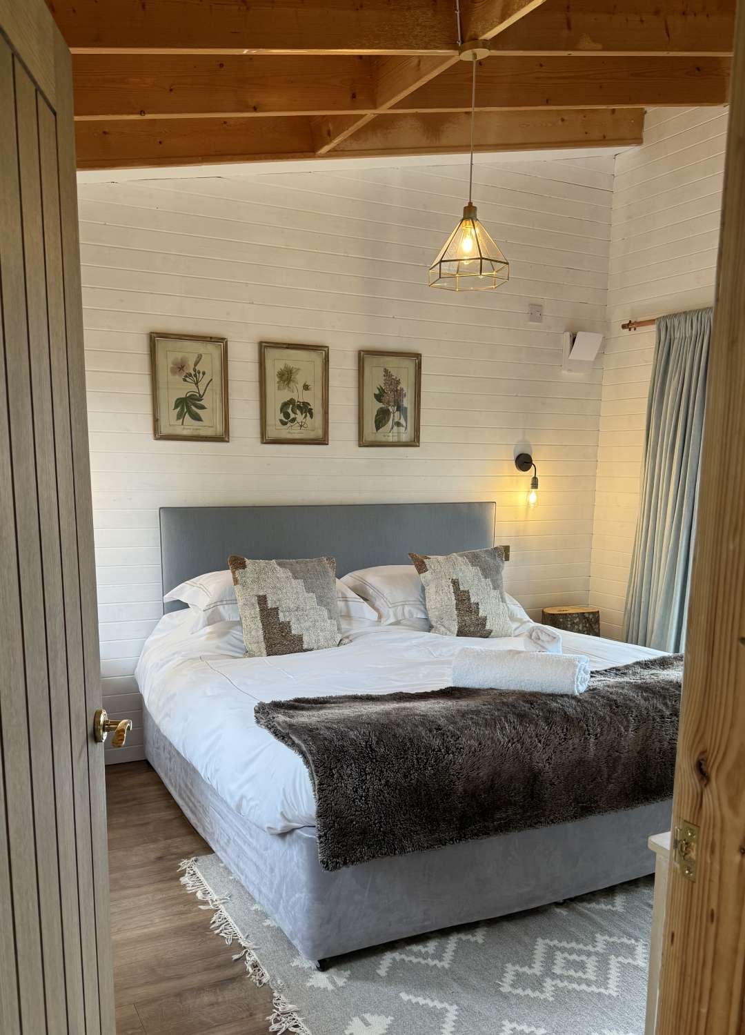 The treehouses at Lanrick: bedroom