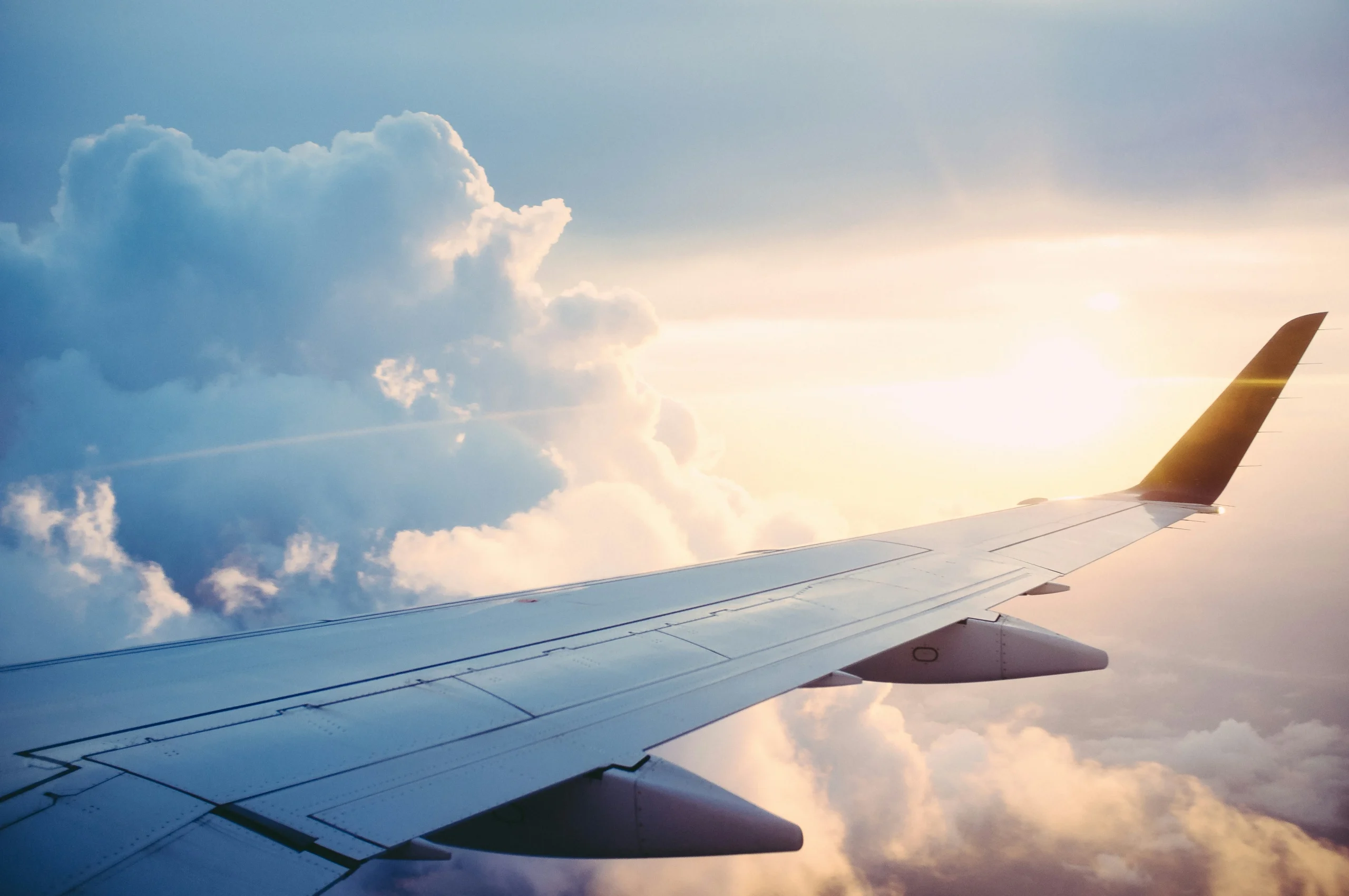 How Luxury Travelers Stay Connected Worldwide in 2026