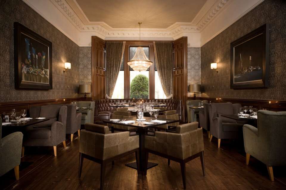 Elegant dining room